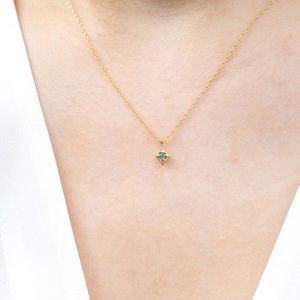 14k gold Alexandrite star charm necklace